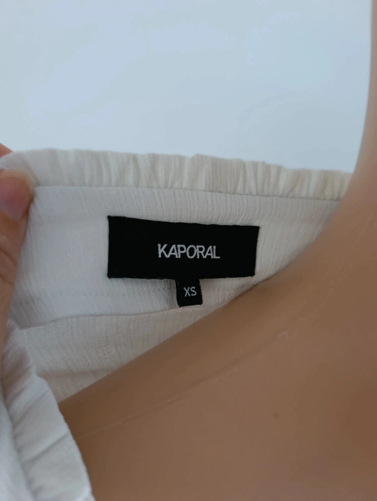 White Kaporal blouse XS – 3/4 smocked sleeves – fluid and elegant – photo 10